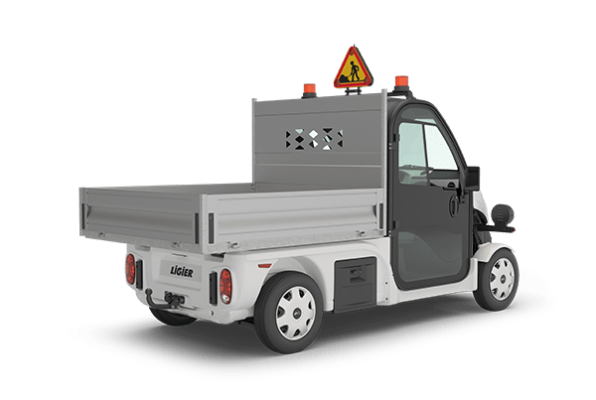 Véhicule utilitaire électrique professionnel